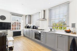 Flat B, 4, Brewery Court, Theale, Reading RG7 5AJ