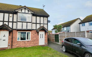 17, Plas Bach, Rhyl LL18 5FA