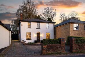 Grove End, Harrow Road, Sevenoaks TN14 7JT