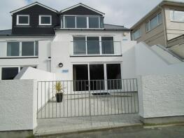 5, Beachside Apartments, Road From Holywell Beach To Junction At Sea View Lane, Newquay TR8 5PQ