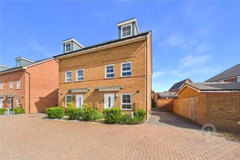 Higgs Close, Overstone Gate, Northampton, NN6