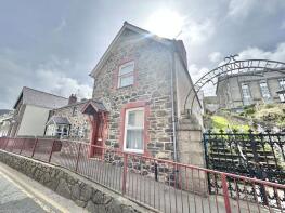 35 Gwynfe, High Street, Penmaenan, Penmaenmawr LL34 6NF
