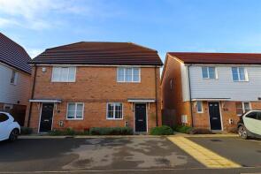 15, Batsman Avenue, Rainham, Gillingham ME8 7FH