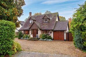 Magnolia Cottage, Bisham Road, Bisham, Marlow SL7 1RL