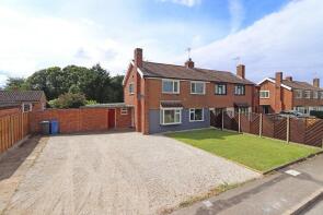 11, Highfields, Bentley IP9 2BP