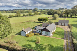Honess, Mundy Bois Road, Egerton TN27 9EU