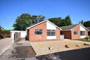 33, Pinewood Crescent, Lytham St. Annes FY8 4RQ