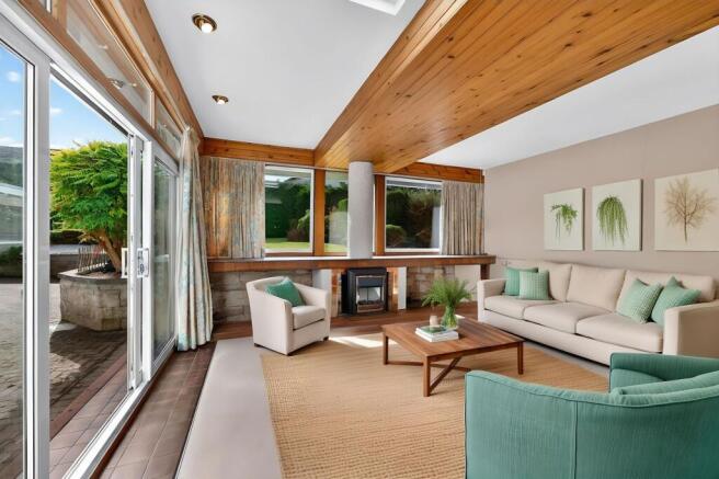 Staged Lounge