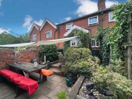 2, Low Barn Cottages, Great Glemham Road, Saxmundham IP17 1LN