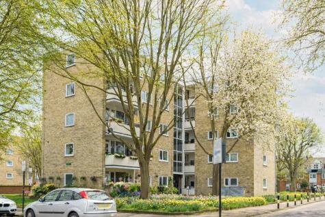 Highbury Quadrant, London, N5
