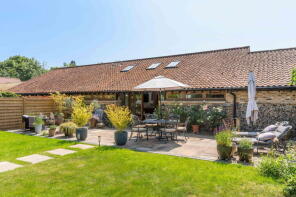 Flint Barn, Lower Road, Ware SG12 9SY