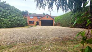 5 Marisa House, Bourne Road, Bourne PE10 0LQ