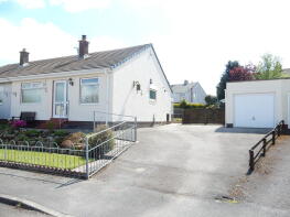 28, Pinewoods, Workington CA14 4RE
