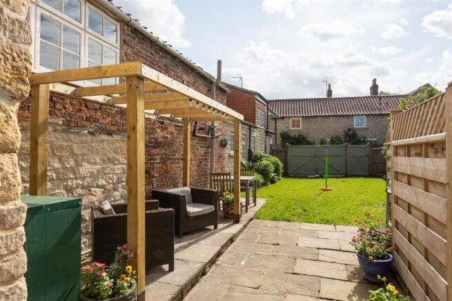Terrace & Garden