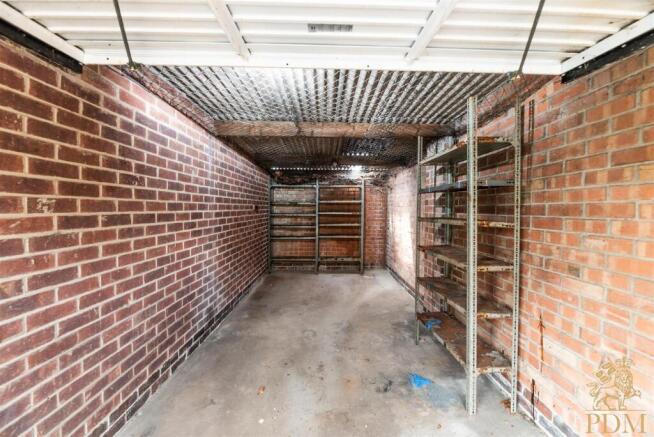 Newstead Street, Garages  (7 of 7).jpg
