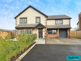Oak View, Eaves Lane, Preston PR4 0DX