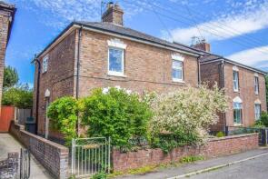 Rose Cottage, Corner House To Primrose Cottage, Purton, Berkeley GL13 9HP