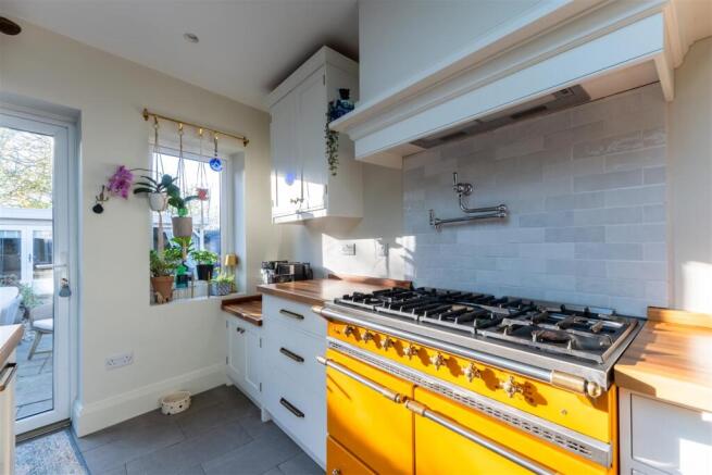 244 London Road-001.jpg