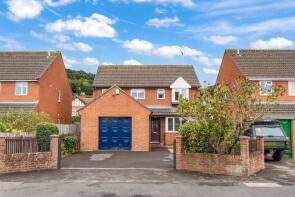 35, Woodfield Road, Dursley GL11 6HD