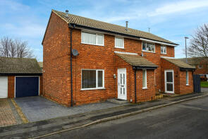 57, Melford Way, Felixstowe IP11 2UF