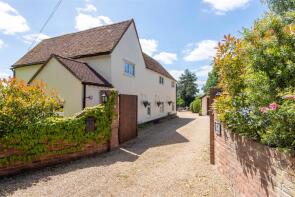 Sunnyside, Union Hill, Ipswich IP7 6HN