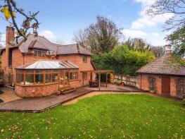 1, Stoney Court, Stoney Lane, Winchester SO22 6DB