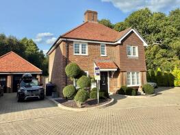 49, Ridgeway, Haywards Heath RH17 7FZ