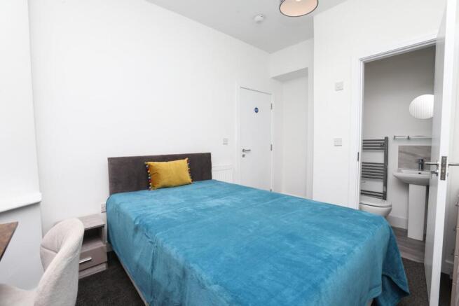 74 Crescent #2.JPG