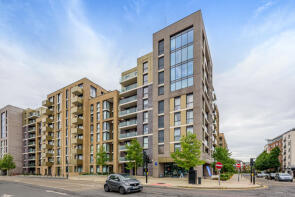Flat 64, Hamond Court, Queenshurst Square, Kingston Upon Thames KT2 5FW