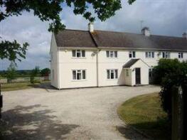 2, Gospel Oak Cottages, B4696 Braydon Road Crossroads North To Railway Bridge, Swindon SN5 0AD