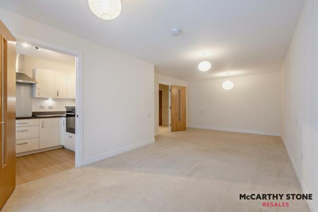 8622775-interior16-800.jpg