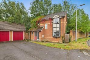 69, Woodfield Way, Theale, Reading RG7 5QR