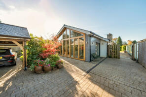 Jade House, The Courtyard, Church Lane, Sarratt WD3 6HN