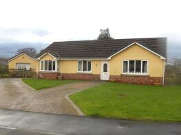 4, Maes Yr Haf, Llanwrda SA19 8AU
