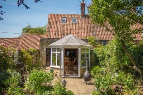 5 Pond View Cottage, High Street, Bedford MK44 1EY
