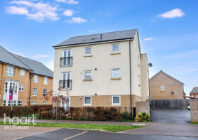 52, Bramley Road, Aylesbury HP18 0XF