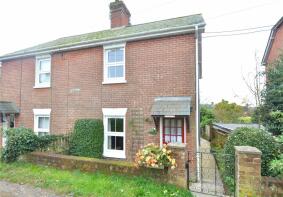 2, Fernlea, Main Road, Sandleheath SP6 1PN