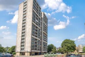 Flat 4, Bateman House Brandon Estate, Otto Street, London SE17 3PF