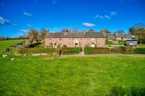 2, Mount Evelyn, Road From Park Mill Cross To New Village Cross, Crediton EX17 6AS