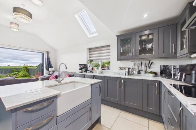 EweMove - Spalding - Weston Hills - Kitchen-Livin