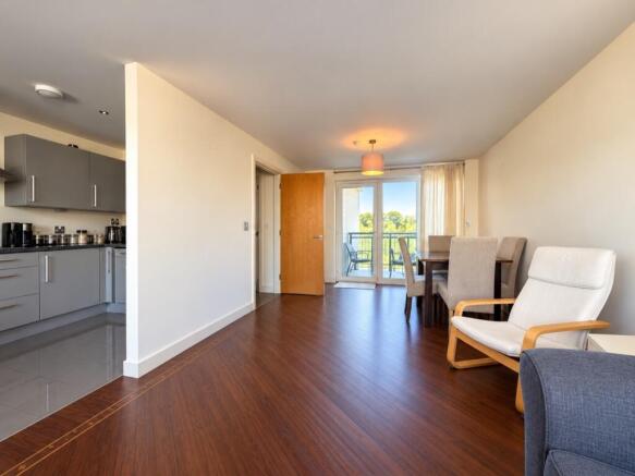Call 02920 668585 to secure your viewing _59