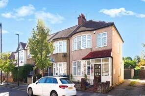 36, Lincoln Crescent, Enfield EN1 1JZ