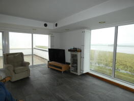 15, Watersedge, Sandside LA7 7HN