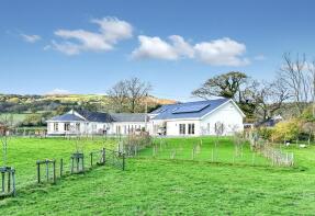 Maes Y Pandy, Cyffredin Lane, Henryd, Conwy LL32 8RZ