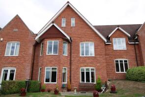 17, Dunwood Court, Salisbury Road, Romsey SO51 6GR