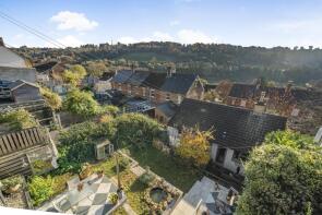 Martham, Cotswold Close, Stroud GL5 2TZ