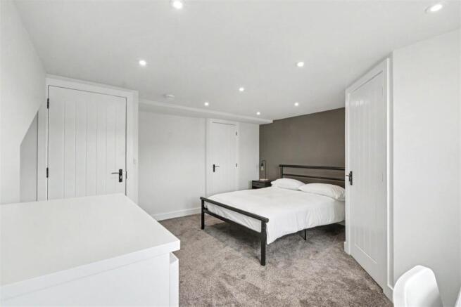 Bedroom 6_3.jpeg