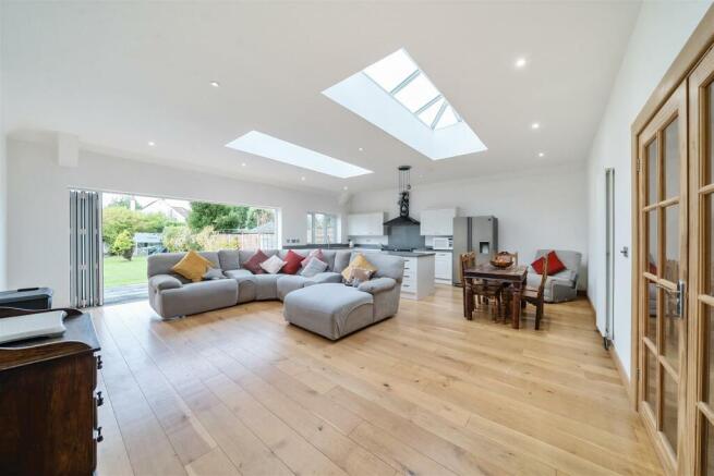 Kitchen/Family Room