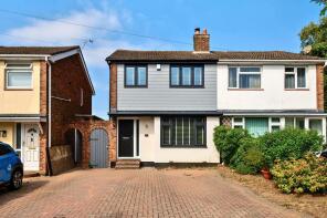 11, Simon Way, Southampton SO18 5TJ