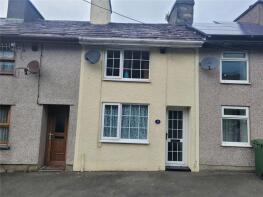 9, Treddafydd, High Street, Caernarfon LL54 6PW